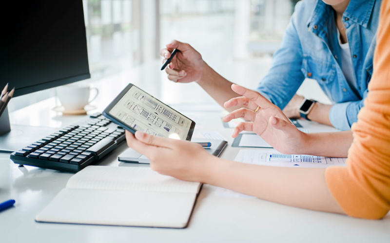 Web Design That Converts: The Local Business Playbook for Attracting and Keeping Clients Online
